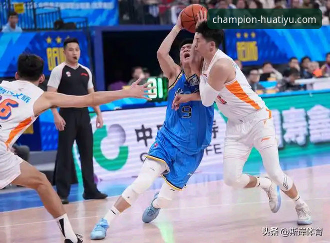 华体育足球资讯使用指南 皮特森38分率队逆转,福建终结北京四连胜:一场关于韧性与细节的赛事详解